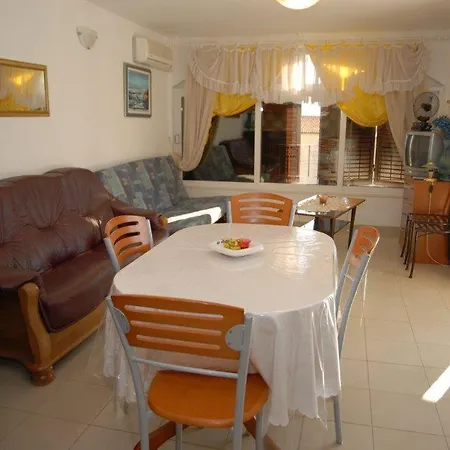 Apatmani Darija Apartment