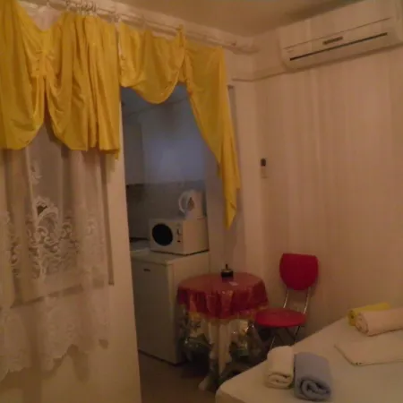 Apartment Apatmani Darija Komiza