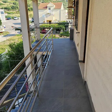 Apatmani Darija Apartment *
