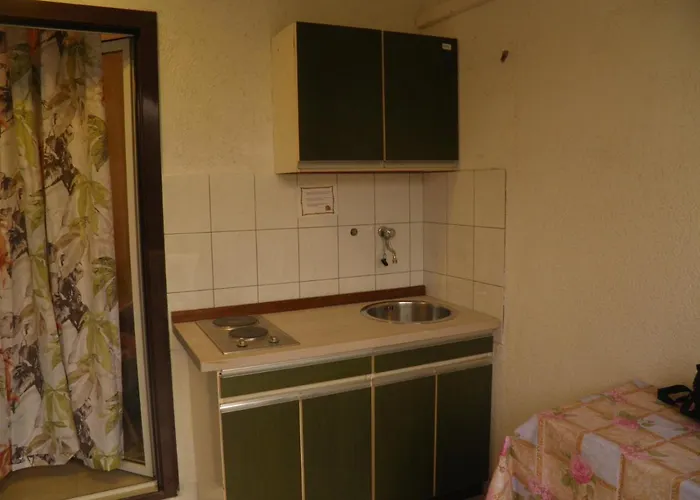 Apatmani Darija * Komiža